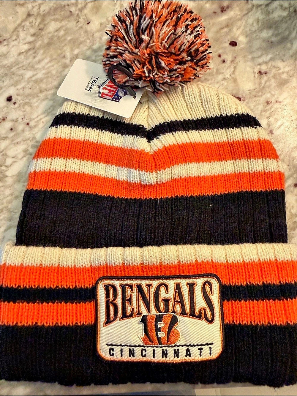 Fanatics Cincinnati Bengals Fanatics Holding Cuffed Knit Hat with Pom Striped